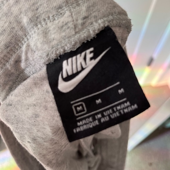 Nike shorts - Picture 3 of 3